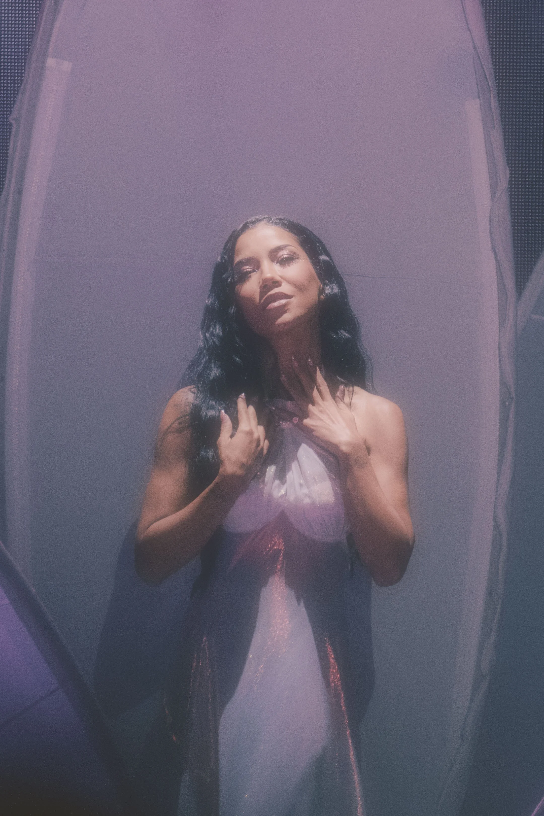 Jhené Aiko — CONCERT UPDATER